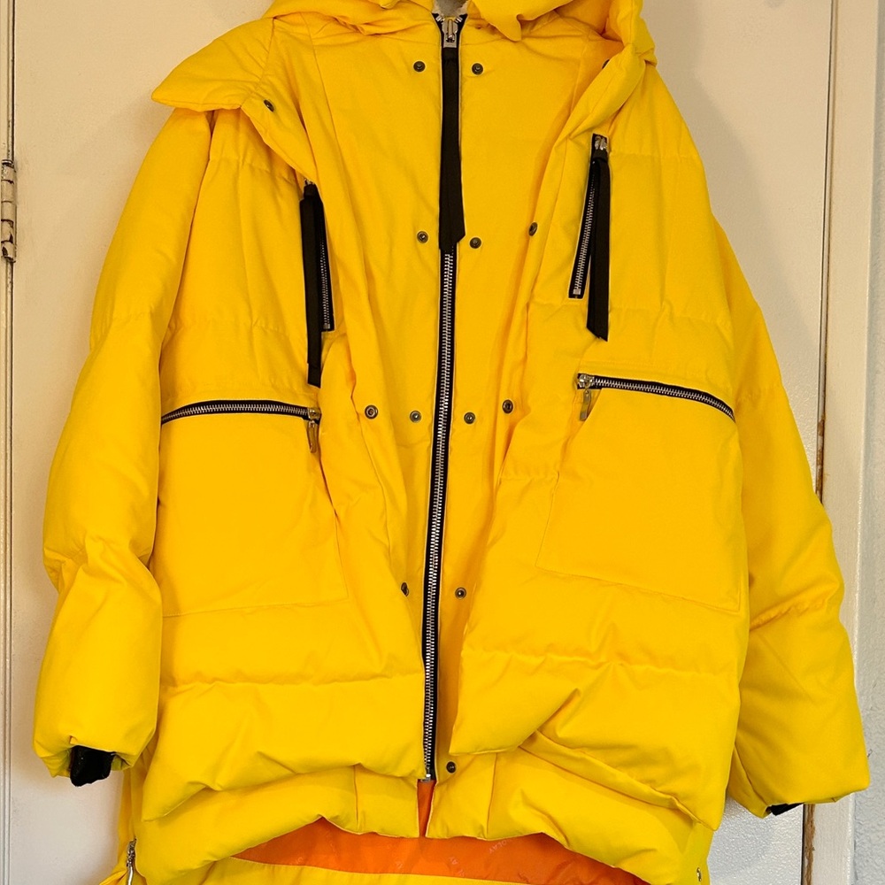 Orolay Women's Hooded Jacket Weatherproof Thickened Down Yellow 2XL